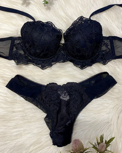 LINGERIE Belles COM RENDA PRETA | Clássica & Atemporal