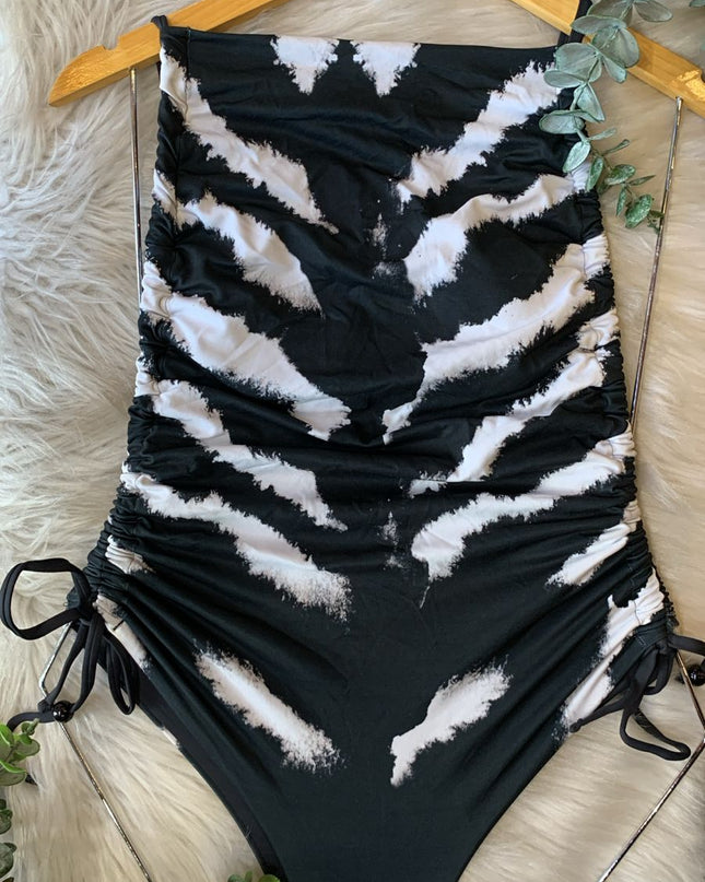 MAIÔ DECHELLES ABSTRATO | Moderno & Sofisticado