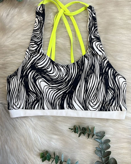 TOP FITNESS VESTEM | P&B com Toque Neon