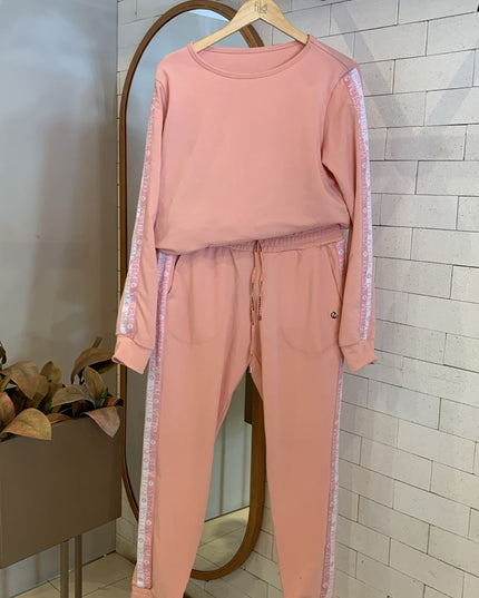 CONJUNTO VESTEM | Esportivo & Feminino