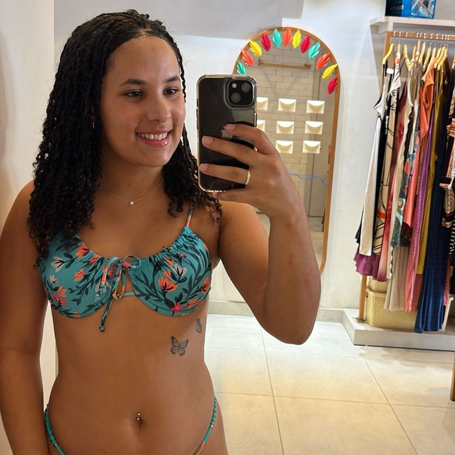 BIQUÍNI LIVE! | Tropical & Feminino